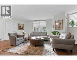 185 ROBINSON Street UnitNo. 203 - 15