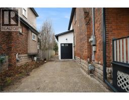 30 MATILDA Street N - 47