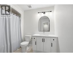121 MOFFATT Street - 25