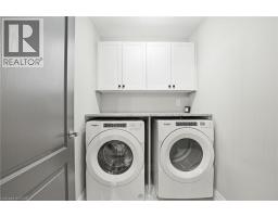 121 MOFFATT Street - 26