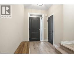 121 MOFFATT Street - 5