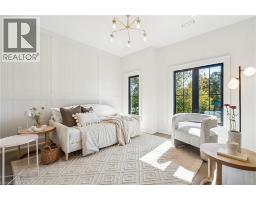 517 STAFFORD Drive - 33