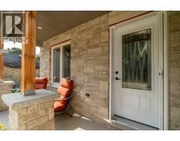420 VICTORIA Street - 9