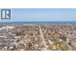 130 DORCHESTER Drive - 31