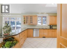 130 DORCHESTER Drive - 6