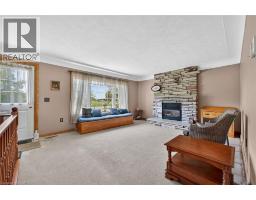 46 ERIE Street N - 11
