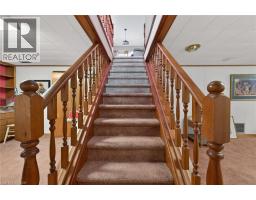 46 ERIE Street N - 24