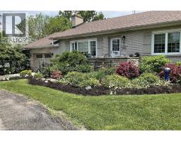 46 ERIE Street N - 8