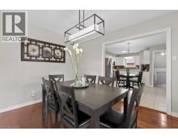 39 TRENHOLME Crescent - 9