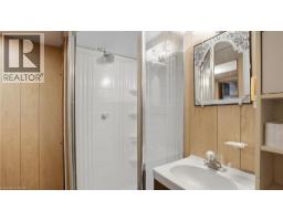 7 VANDERWOOD Court - 30
