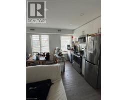 1415 GERRARD Street E - 16