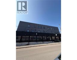 1415 GERRARD Street E - 33