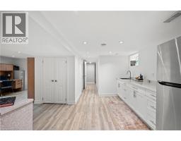 1589 CREDITON Parkway - 31