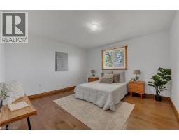617 EIGHTH Road E - 15