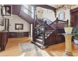 26 RAVENSCLIFFE Avenue - 5