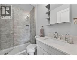 10 AMBER Street - 22