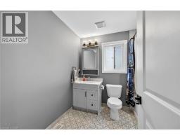 10 AMBER Street - 26