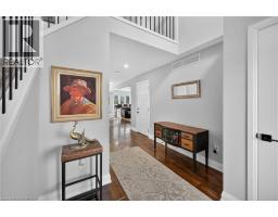 10 AMBER Street - 6