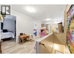 2039 VICTORIA Street - 18