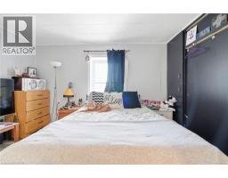 2039 VICTORIA Street - 21
