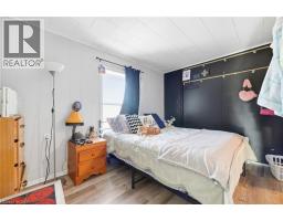 2039 VICTORIA Street - 22