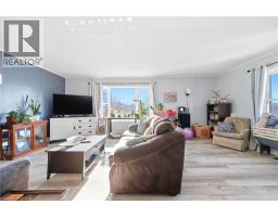 2039 VICTORIA Street - 26