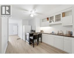 2039 VICTORIA Street - 8