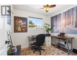 63 LINWELL Road - 17