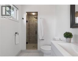 2391 ARNOLD Crescent - 33