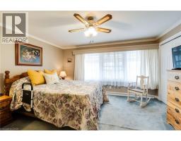 11 SANDRA Court - 18