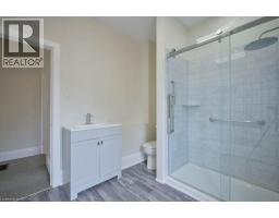12 CLARENCE Place - 27