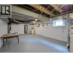 12 CLARENCE Place - 35