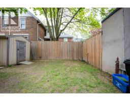 12 CLARENCE Place - 37