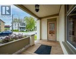 12 CLARENCE Place - 5
