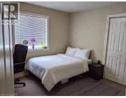 38 BEAUFORT Street - 12