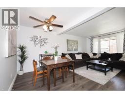 279 SANDOWNE Drive UnitNo. 32 - 10