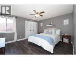 279 SANDOWNE Drive UnitNo. 32 - 20
