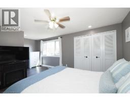 279 SANDOWNE Drive UnitNo. 32 - 22