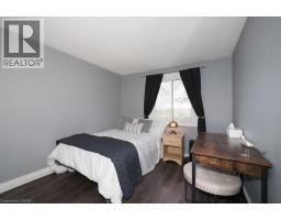 279 SANDOWNE Drive UnitNo. 32 - 24