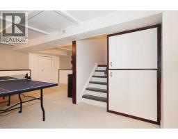 279 SANDOWNE Drive UnitNo. 32 - 31