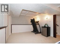 279 SANDOWNE Drive UnitNo. 32 - 33
