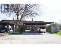 279 SANDOWNE Drive UnitNo. 32 - 34