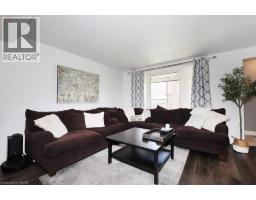 279 SANDOWNE Drive UnitNo. 32 - 6