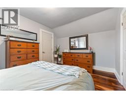 30 DUNDAS Street - 17