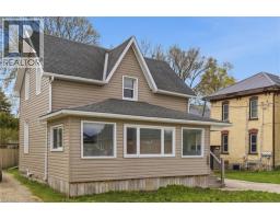 368 WELLINGTON Avenue S - 2