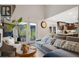 26 TELFER Court - 19