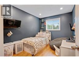 26 TELFER Court - 28