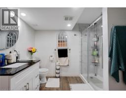 26 TELFER Court - 37