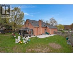 26 TELFER Court - 4
