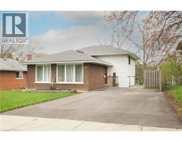 88 GILMOUR Crescent - 1